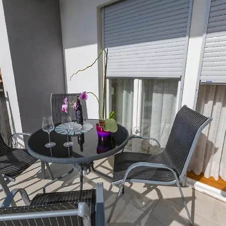 Für 4 Personen Ca 75 M In Crikvenica, Kvarner Bucht Und Umgebung Apartment