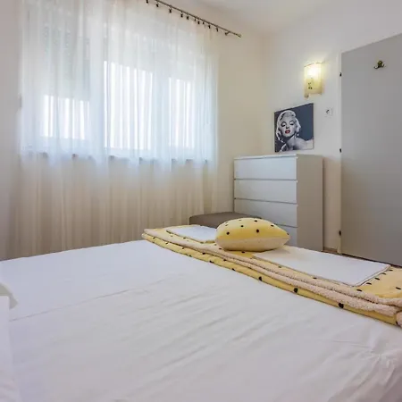 Apartment Für 4 Personen Ca 75 M In Crikvenica, Kvarner Bucht Und Umgebung