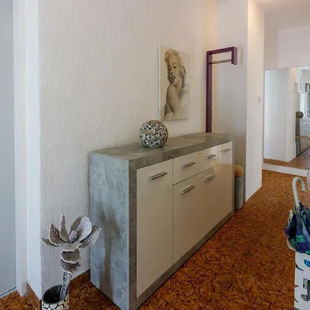 Für 4 Personen Ca 75 M In Crikvenica, Kvarner Bucht Und Umgebung Apartment *